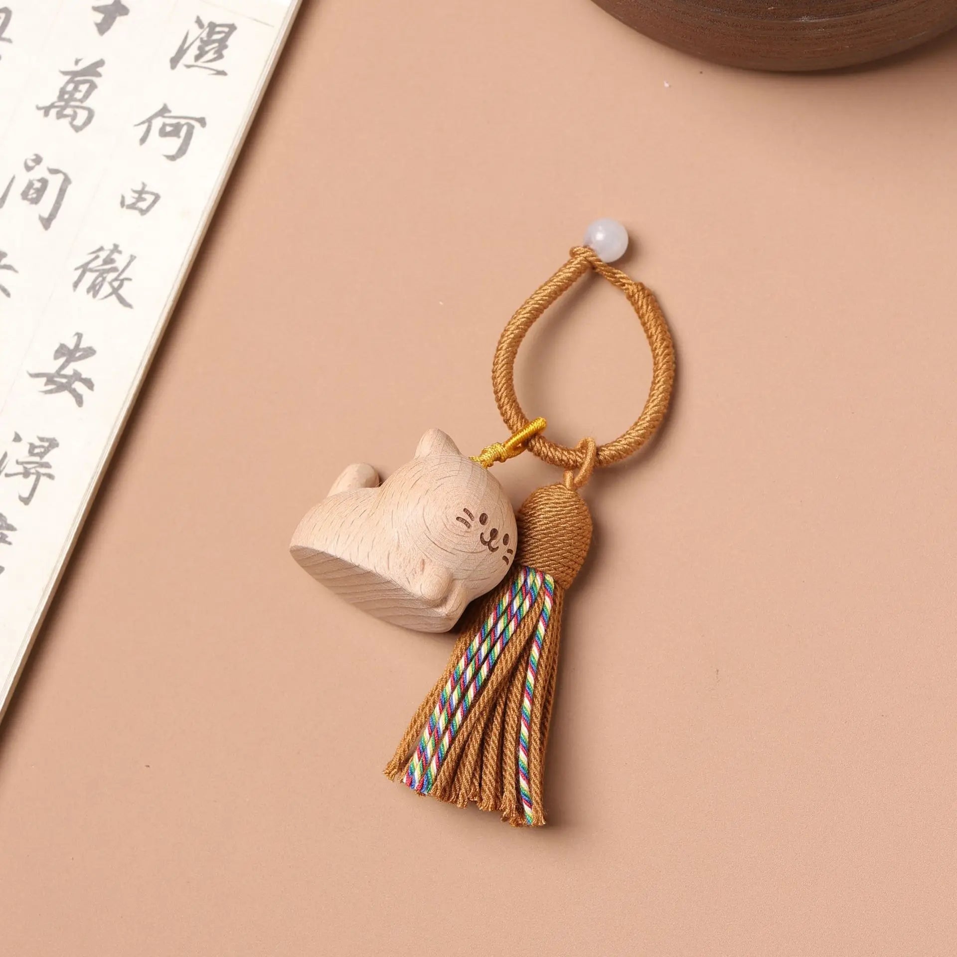 Lovely Cartoon Kitten Beech Carving Keychain Solid Wood Tassel Rope Bag Hanging Accessories Gift Wholesale