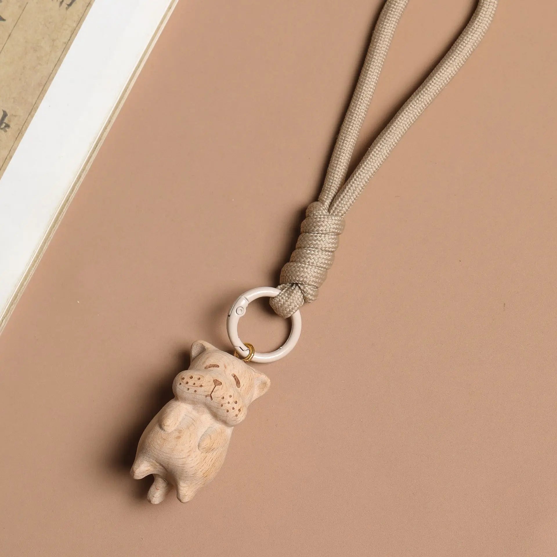 Lovely Cartoon Kitten Beech Carving Keychain Solid Wood Tassel Rope Bag Hanging Accessories Gift Wholesale