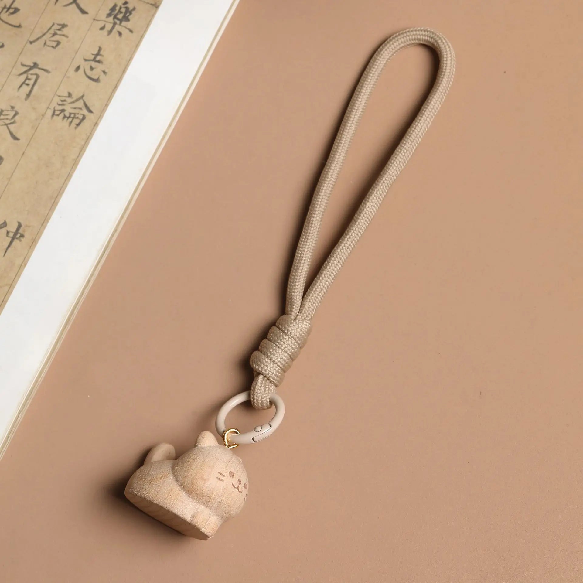 Lovely Cartoon Kitten Beech Carving Keychain Solid Wood Tassel Rope Bag Hanging Accessories Gift Wholesale