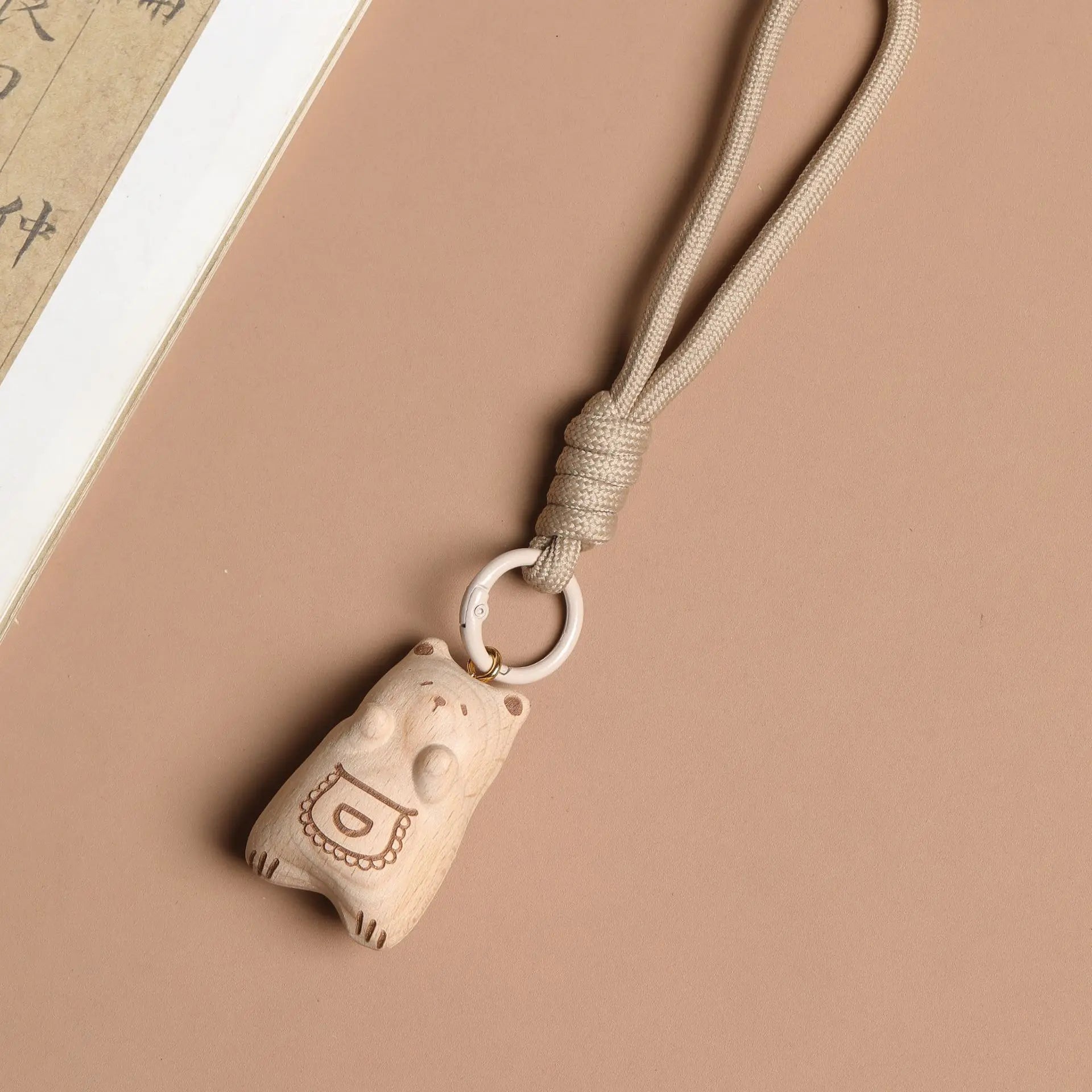 Lovely Cartoon Kitten Beech Carving Keychain Solid Wood Tassel Rope Bag Hanging Accessories Gift Wholesale