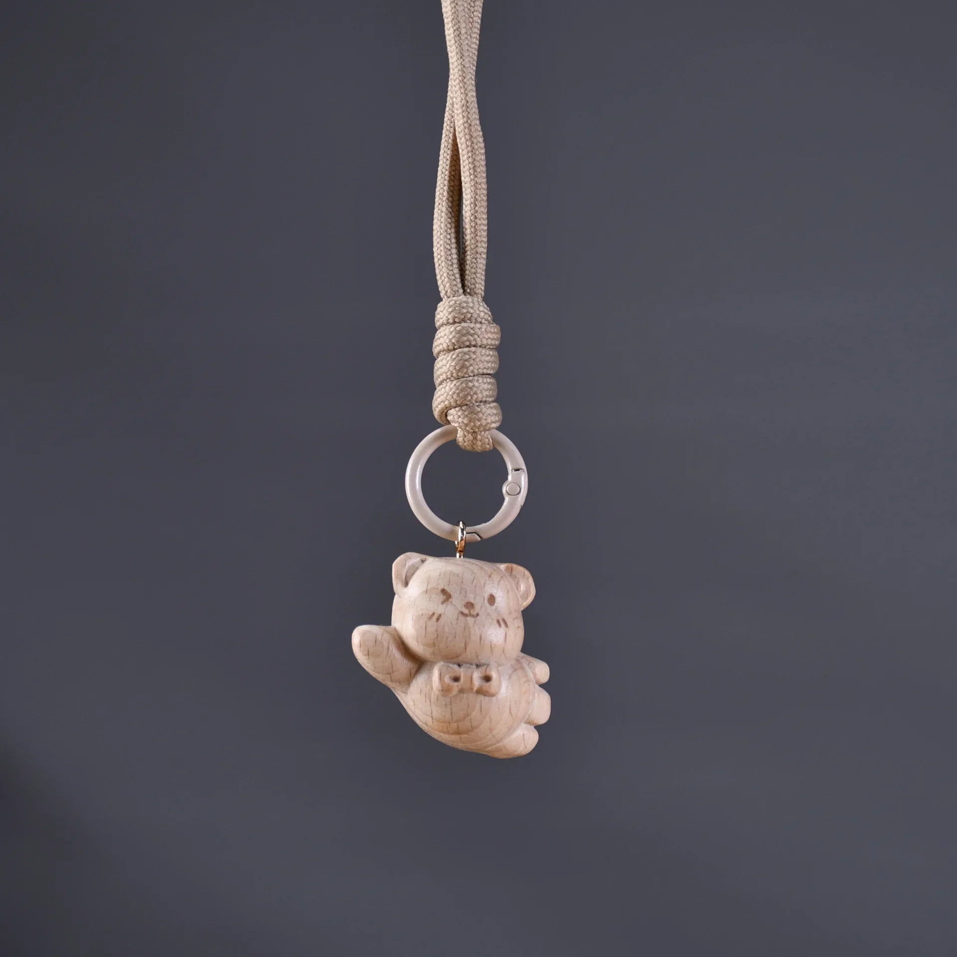 Lovely Cartoon Kitten Beech Carving Keychain Solid Wood Tassel Rope Bag Hanging Accessories Gift Wholesale