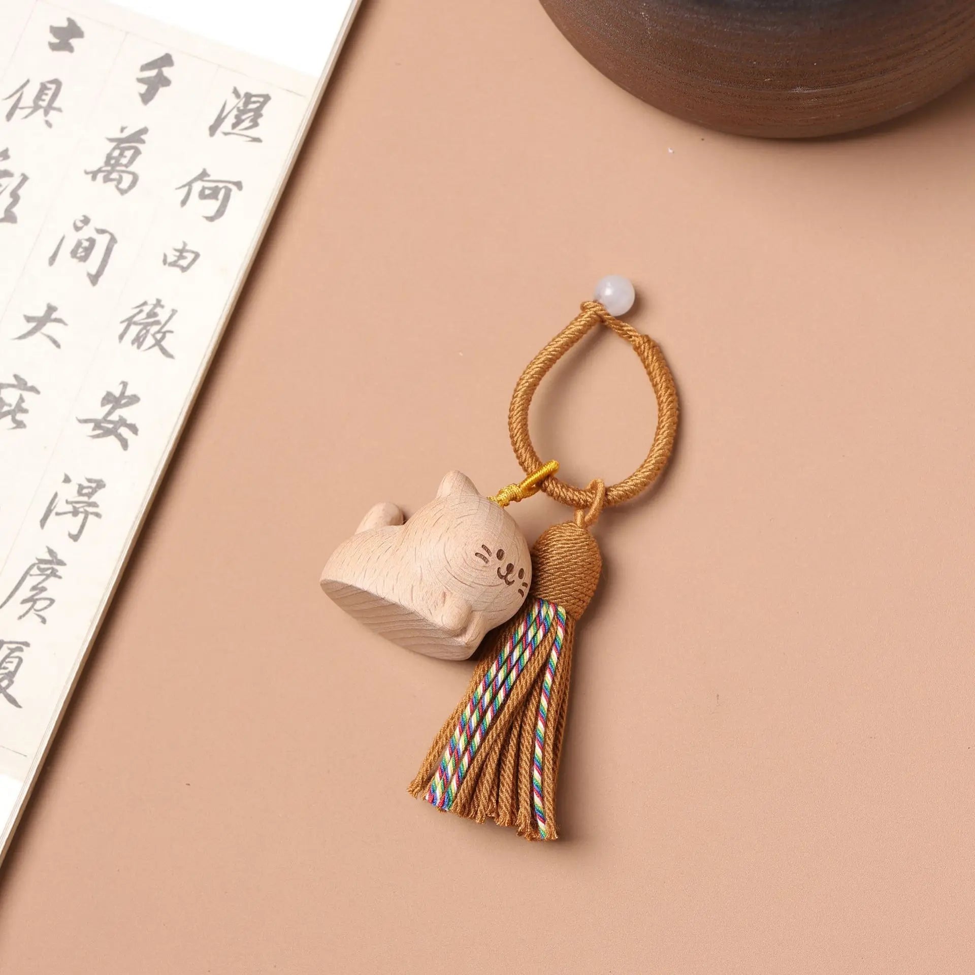 Lovely Cartoon Kitten Beech Carving Keychain Solid Wood Tassel Rope Bag Hanging Accessories Gift Wholesale