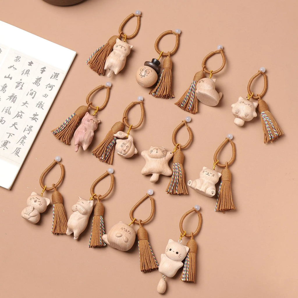 Lovely Cartoon Kitten Beech Carving Keychain Solid Wood Tassel Rope Bag Hanging Accessories Gift Wholesale